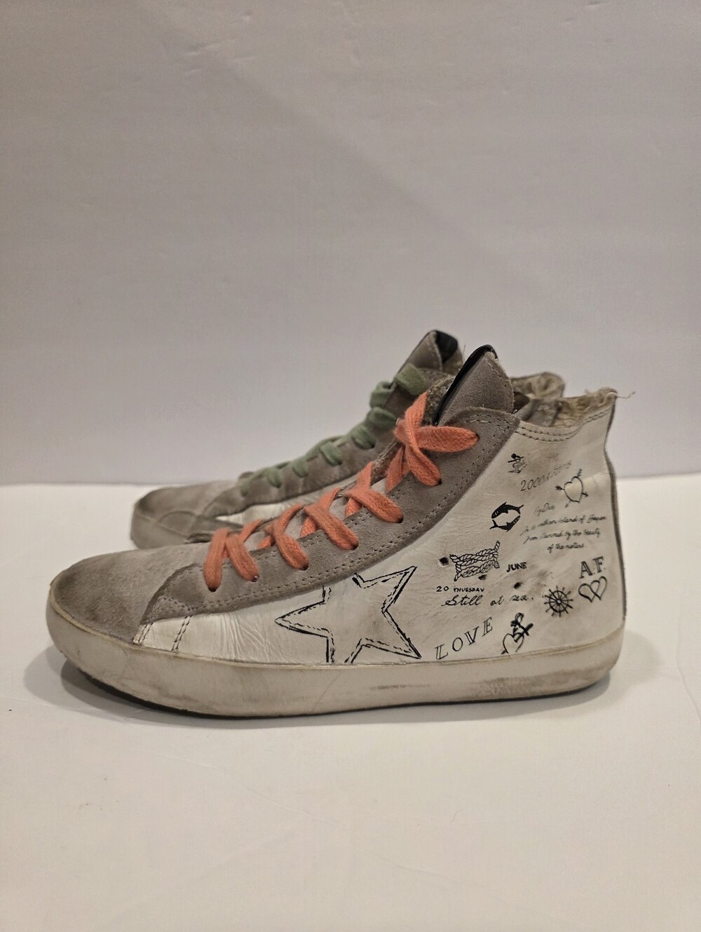 Golden Goose Kids White Sneakers with Black Star and Green & Pink Laces